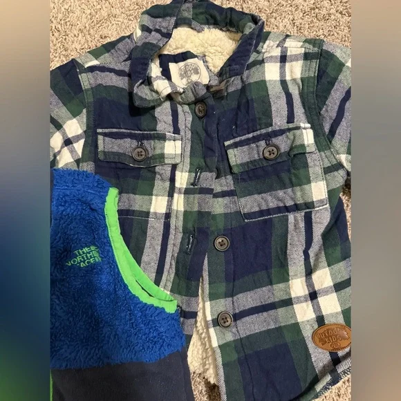 Vest and Sherpa lined flannel jacket - Picture 3 of 3